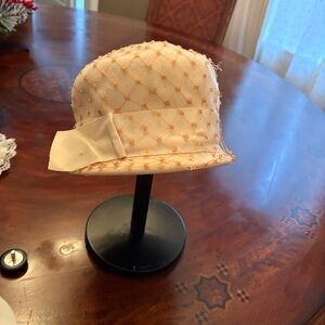 Glenover 100% Wool Hat 1950’s bubble hat
